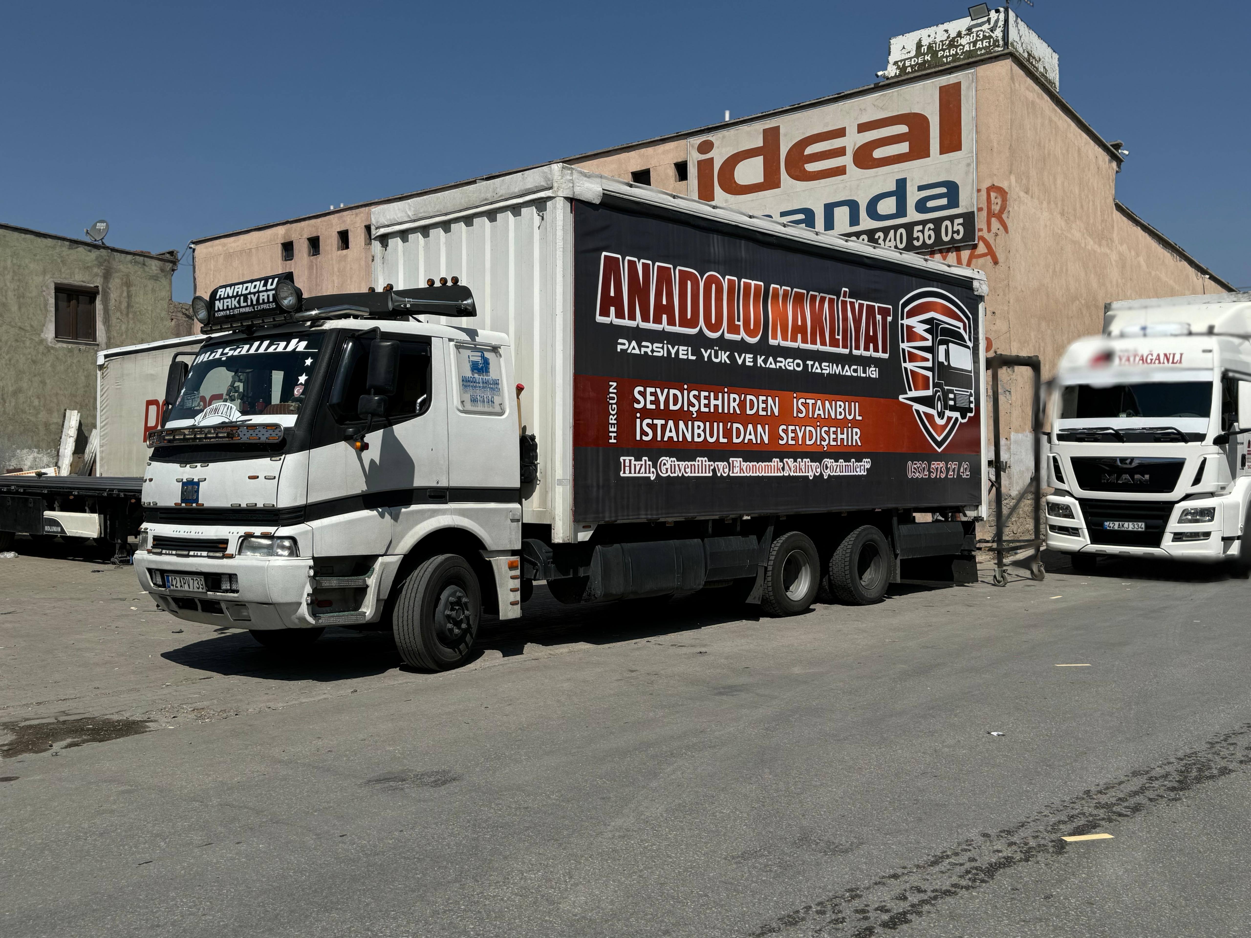 Anadolu Nakliyat Tır Brandası - Kırmızı-Siyah Tasarım
